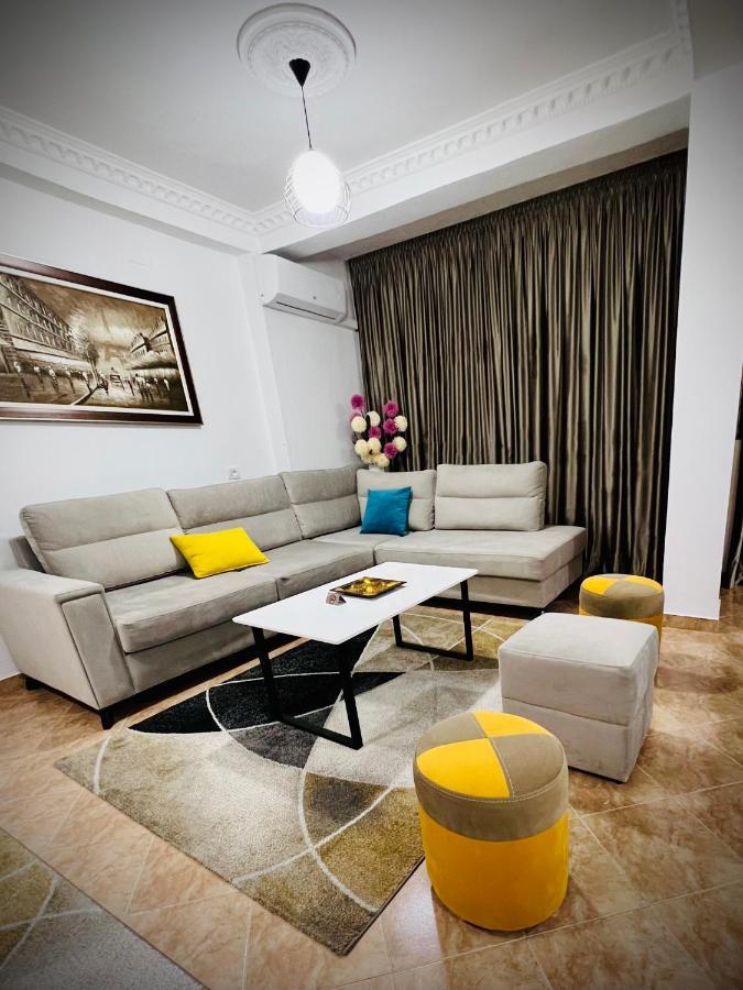 Daily Rent Apartment City Center Elbasan 6 المظهر الخارجي الصورة